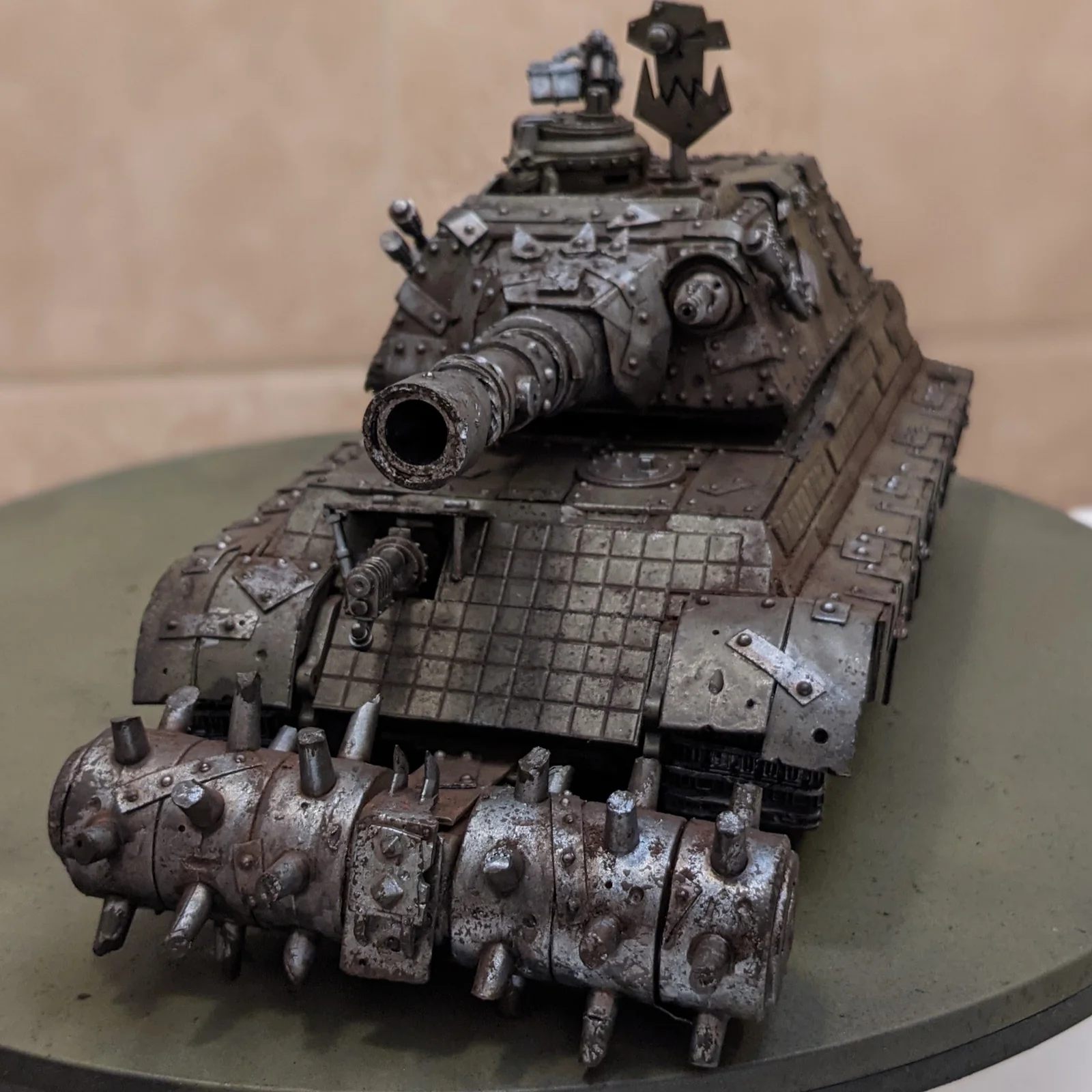 Painted kill tank